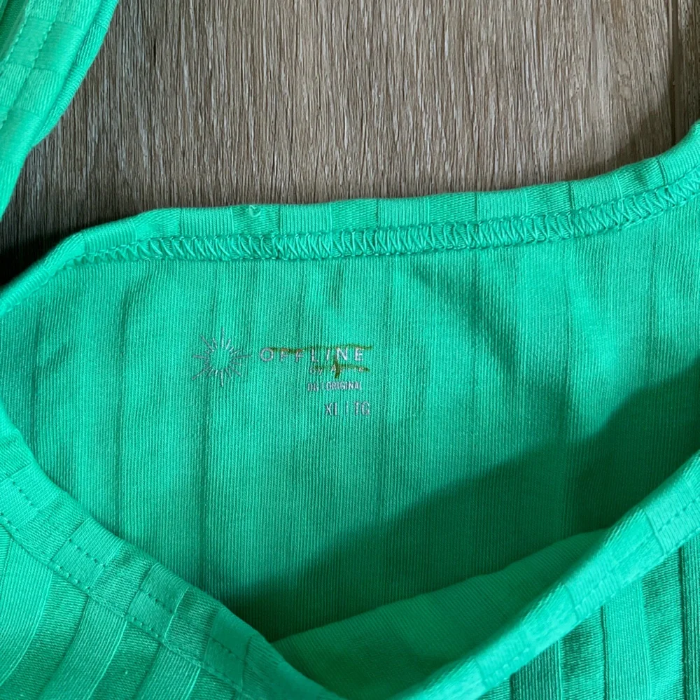OFFLINE By Aerie OG Groove Crop Tee NWOT - Picture 6 of 8